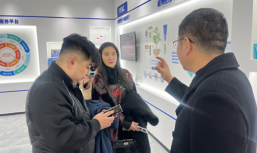 ��Ҷ���Ŷ��³����к�һ��ݰ��PG�ͽ�Ů����������������������󿵽���ҵ������ͼ