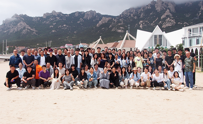 �����һ�������������������޵С�PG�ͽ�Ů��������ɽ�Ž�֮��Բ���չ٣�