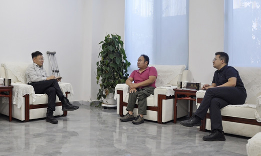 �����вм��˹ذ�Э��᳤�����ݰ��PG�ͽ�Ů������������������ͬı��������