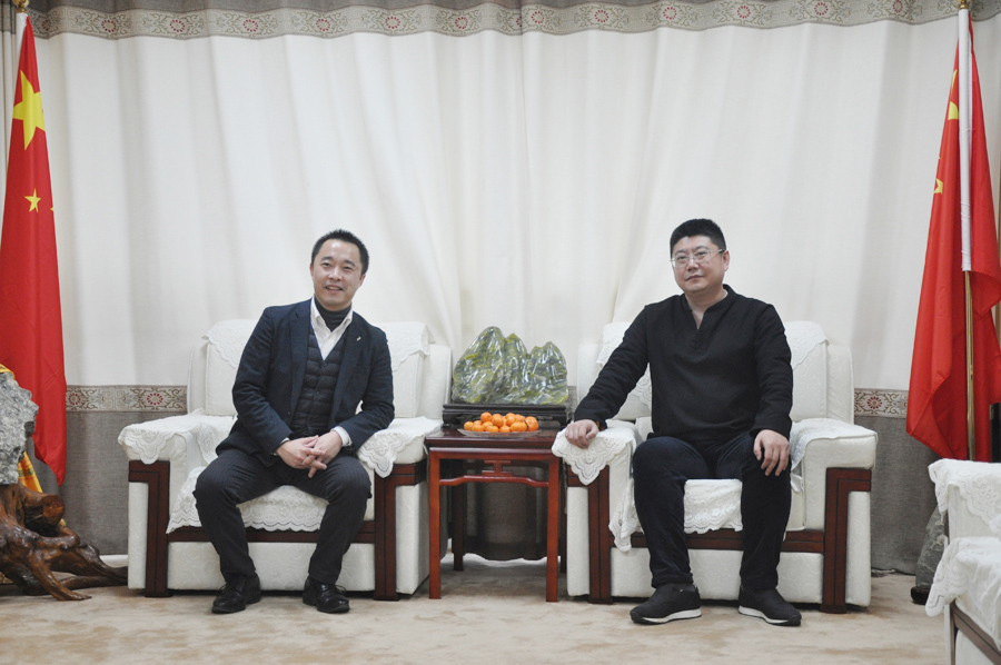 PG�ͽ�Ů�����Ŷ��³���������ҽ�߲��״λ���