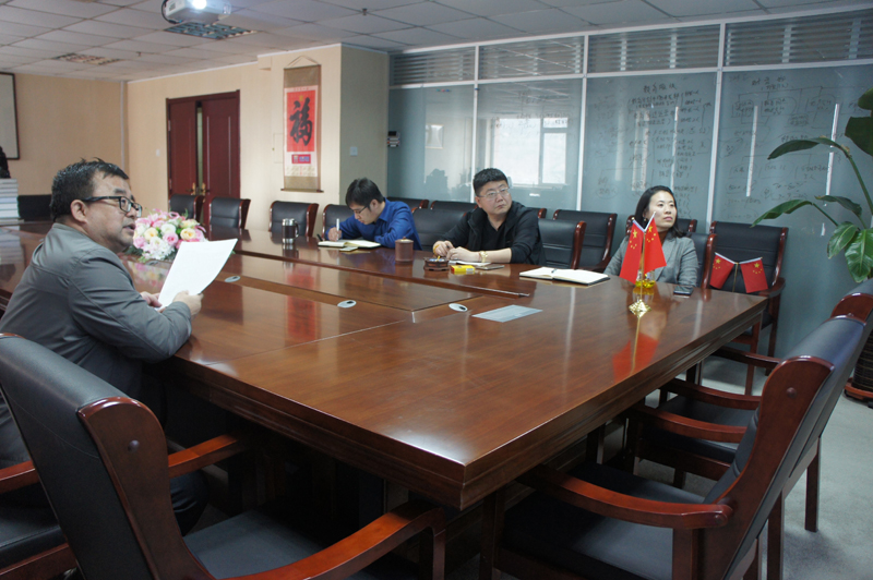 PG�ͽ�Ů�����ž����ϸھۻ�Բ������